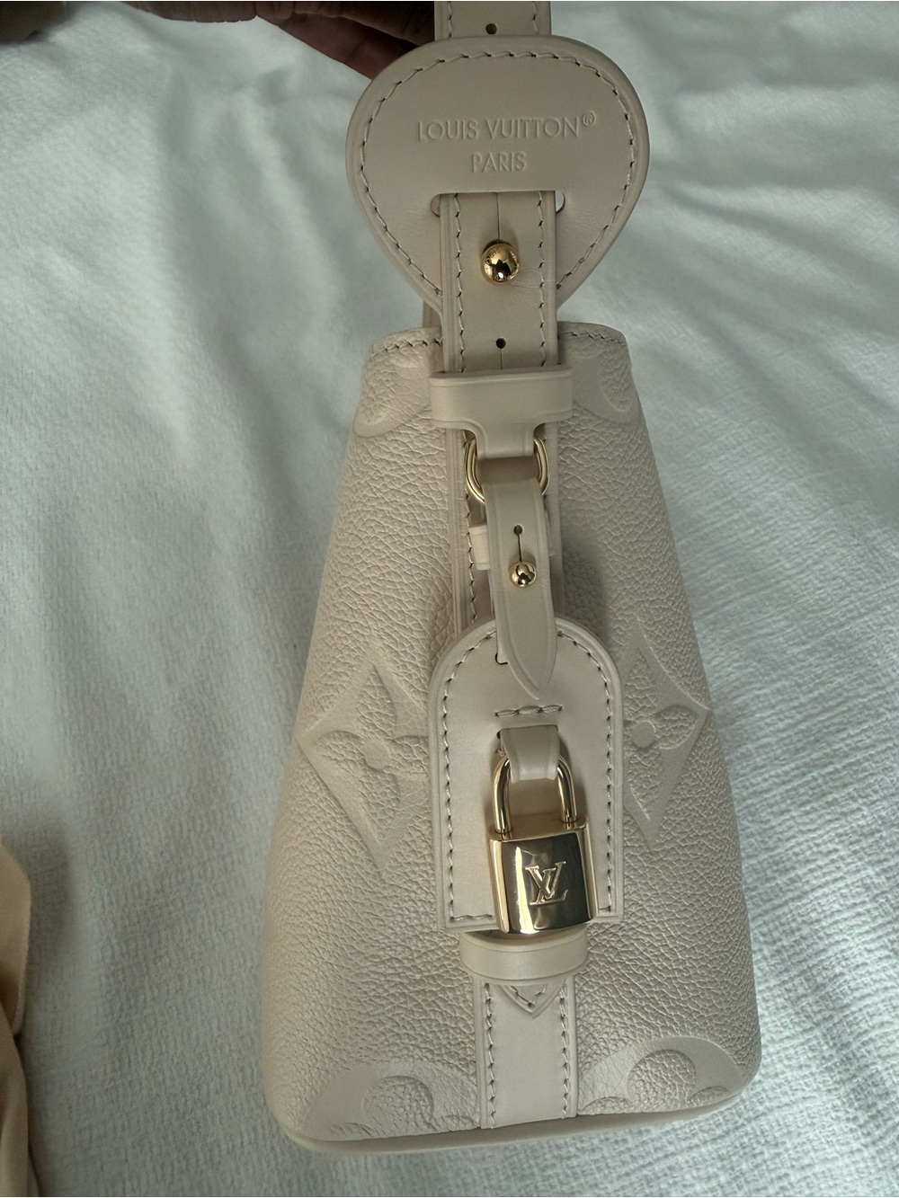 Louis Vuitton All In BB - Picture 8 of 10